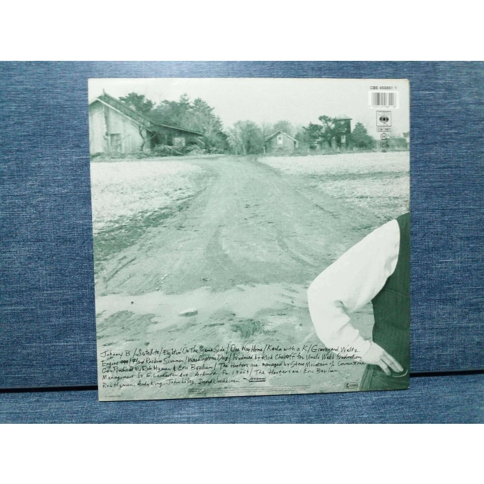 HOOTERS ONE WAY HOME