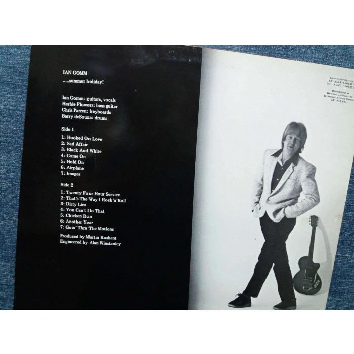 IAN GOMM SUMMER HOLIDAY
