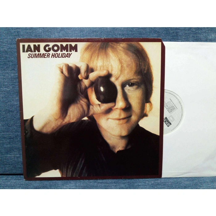 IAN GOMM SUMMER HOLIDAY