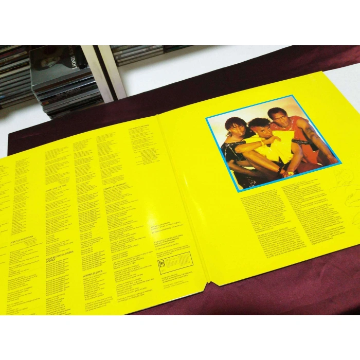 IMAGINATION SCANDALOUS