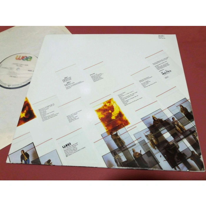 JASPER VANT HOF PILI PILI