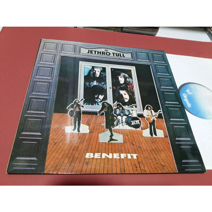 JETHRO TULL BENEFIT