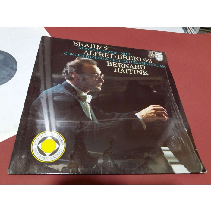 JOHANNES BRAHMS KLAVIERKONZERT ALFRED BRENDEL