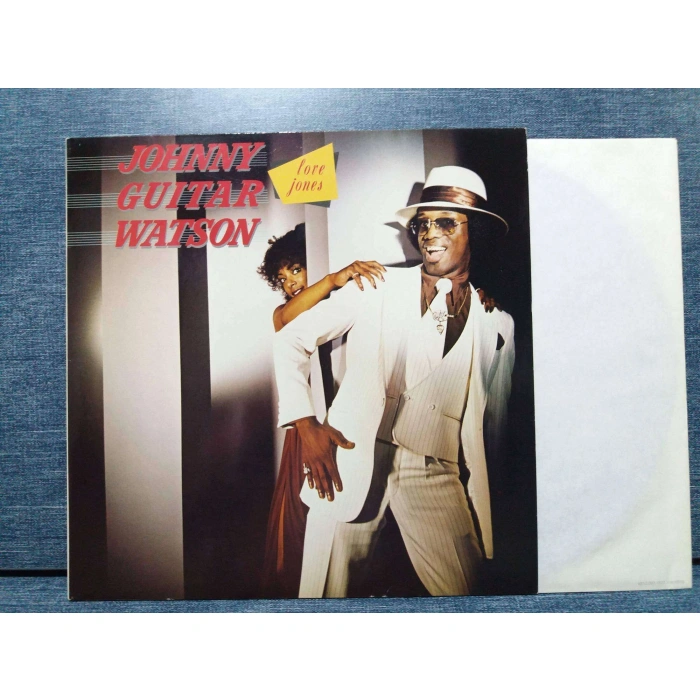 JOHNNY GUITAR WATSON LOVE JONES