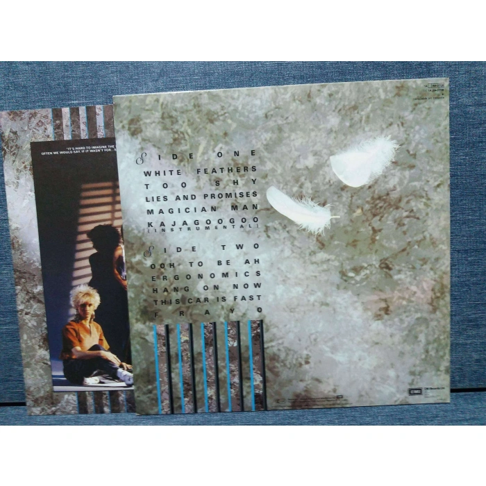 KAJAGOOGOO WHITE FEATHERS