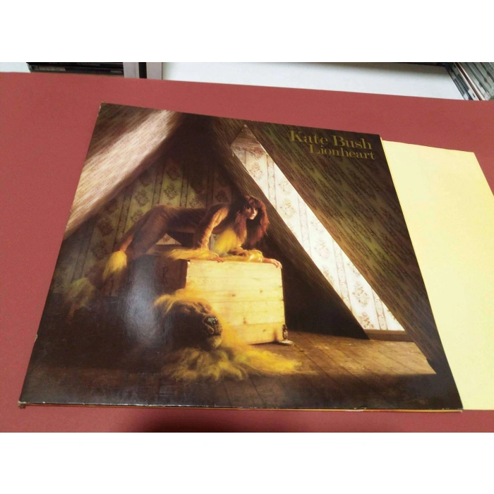 KATE BUSH LION HEART