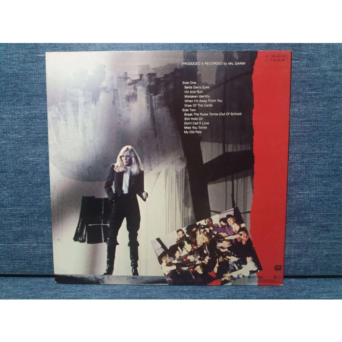 KIM CARNES MISTAKEN IDENTITY