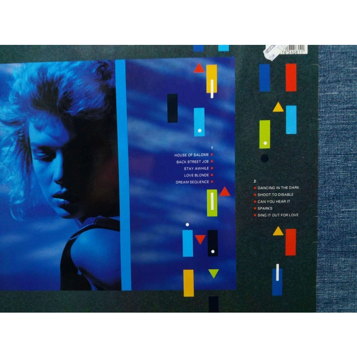 KIM WILDE CATCH AS CAN