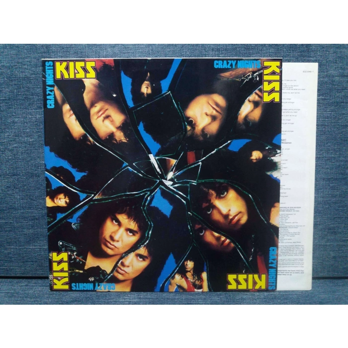 KISS CRAZY NIGHTS