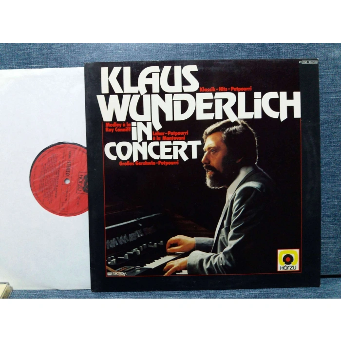 KLAUS WUNDERLICH IN CONCERT