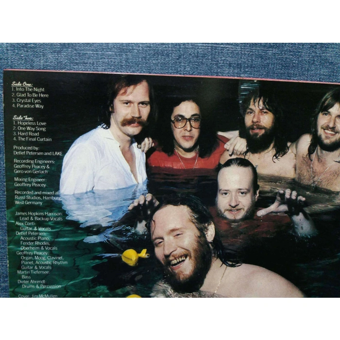 LAKE PARADISE ISLAND