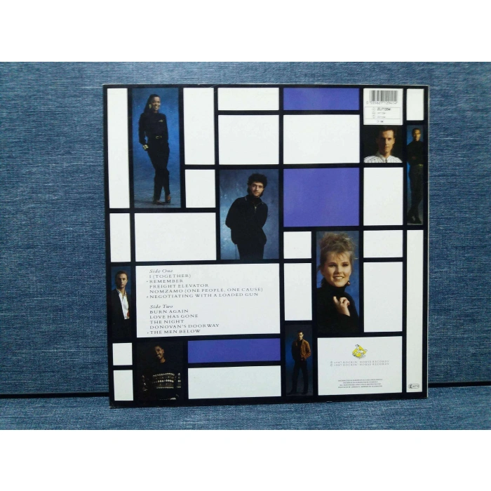 LATIN QUARTER MICK AND CAROLINE