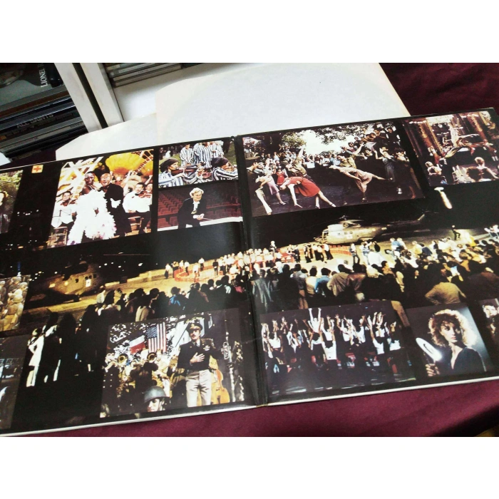 LES UNS ET LES AUTRES FRANCIS LAI M LEGRAND    2 LP