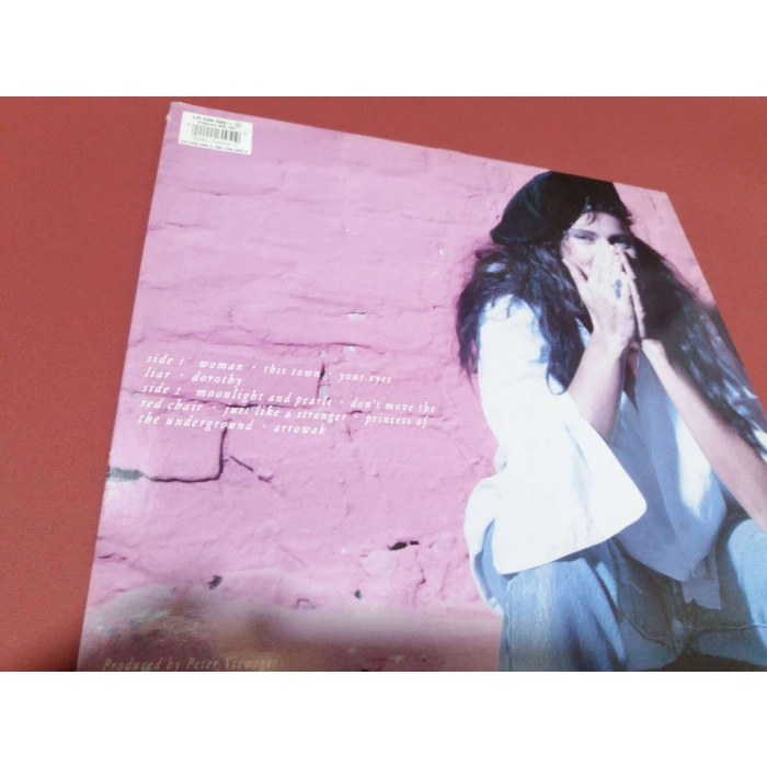 MAX DONT MOVE THE RED CHAIR