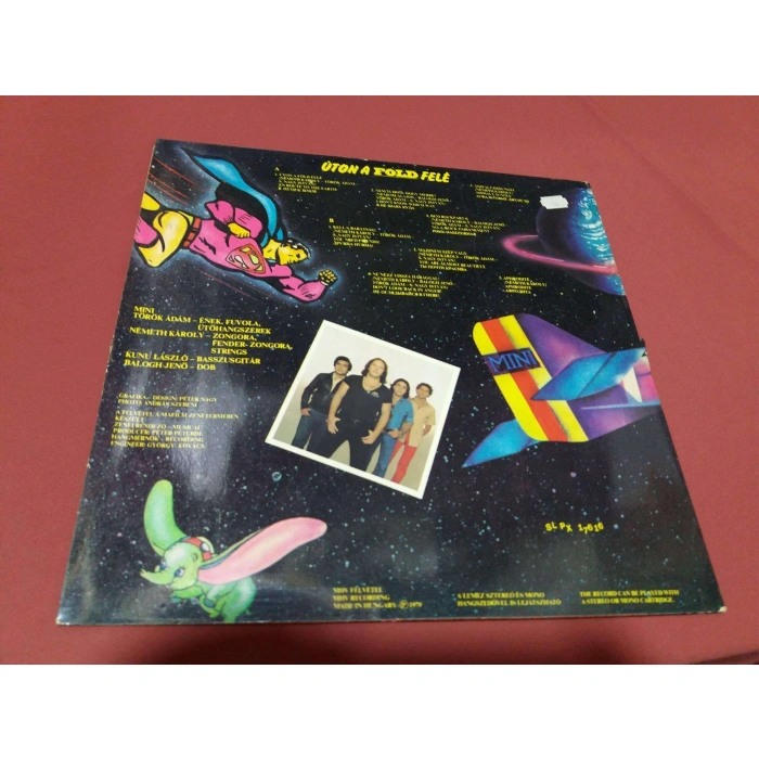 MINI UTON A FOLD FELE