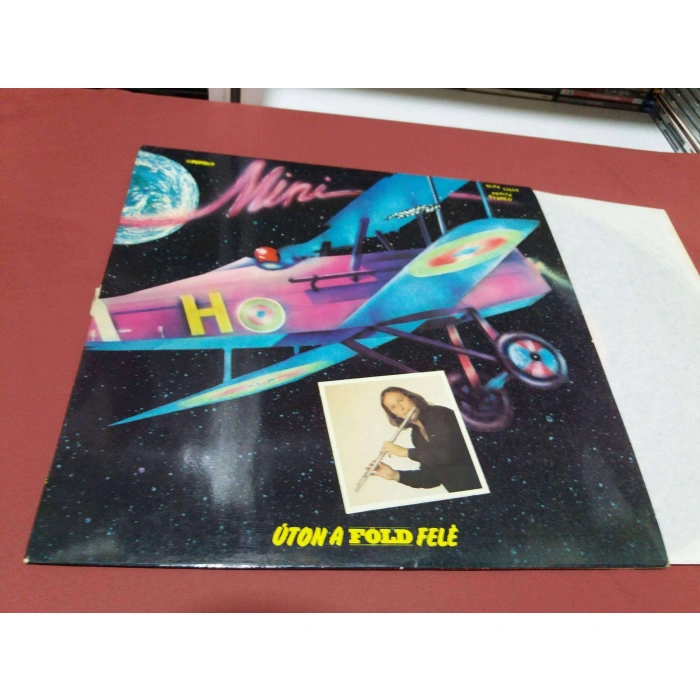 MINI UTON A FOLD FELE