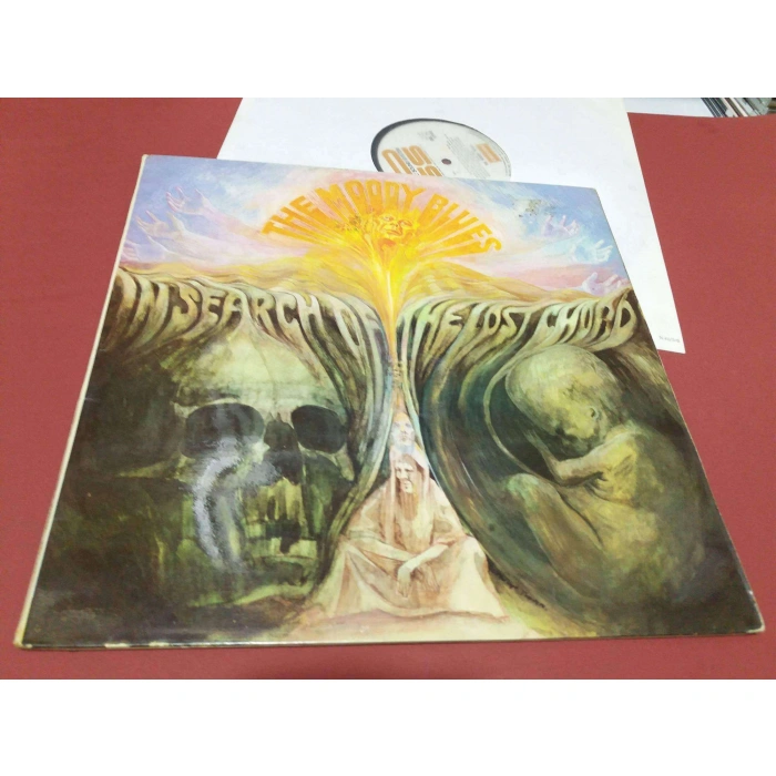 MOODY BLUES IN SEARCH OF THE LOST CHORD