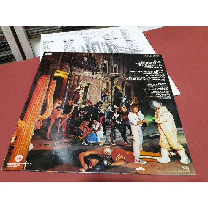 NIGHT RANGER MIDNIGHT MADNESS