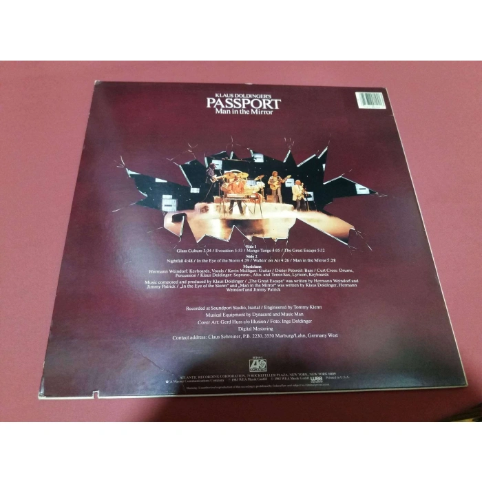 PASSPORT MAN IN THE MIRROR