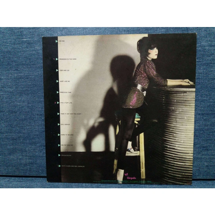 PAT BENATAR PRECIOUS TIME