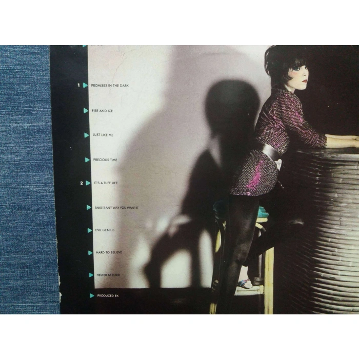 PAT BENATAR PRECIOUS TIME