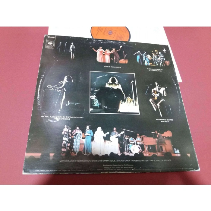 PAUL SIMON IN CONCERT