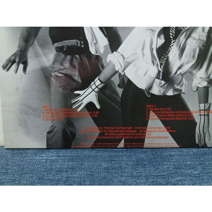 POPCORN PAPRIKA FILM MUSIC