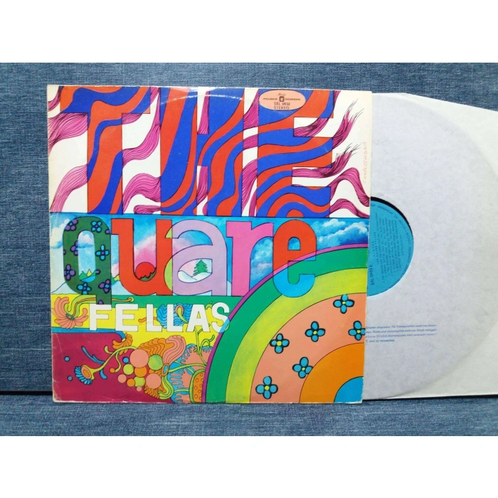 QUARE FELLAS  AT HOME  (POLONYA PRESS)