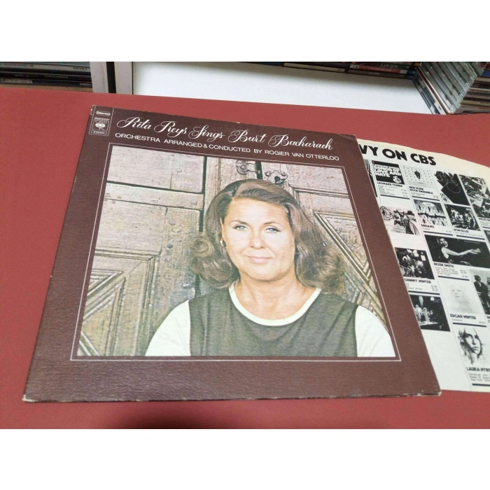 RITA REYS SINGS BURT BACHARAC