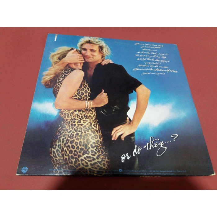 ROD STEWART BLONDES HAVE MORE FUN