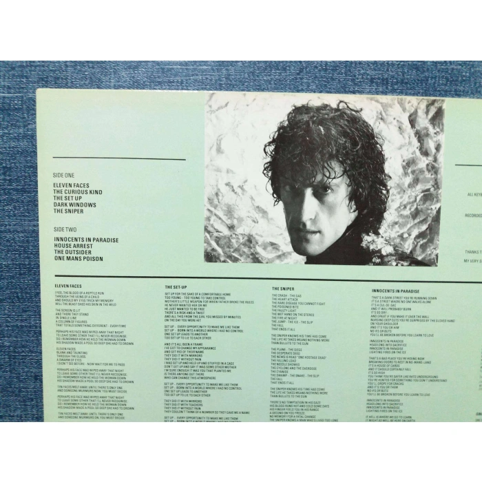 RUPERT HINE WAVING NOT DROWNING