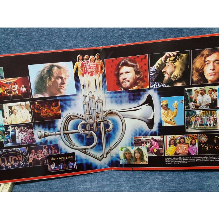 SGT PEPPERS SOUNDTRACK GEES PETER FRAMPTON   2 LP