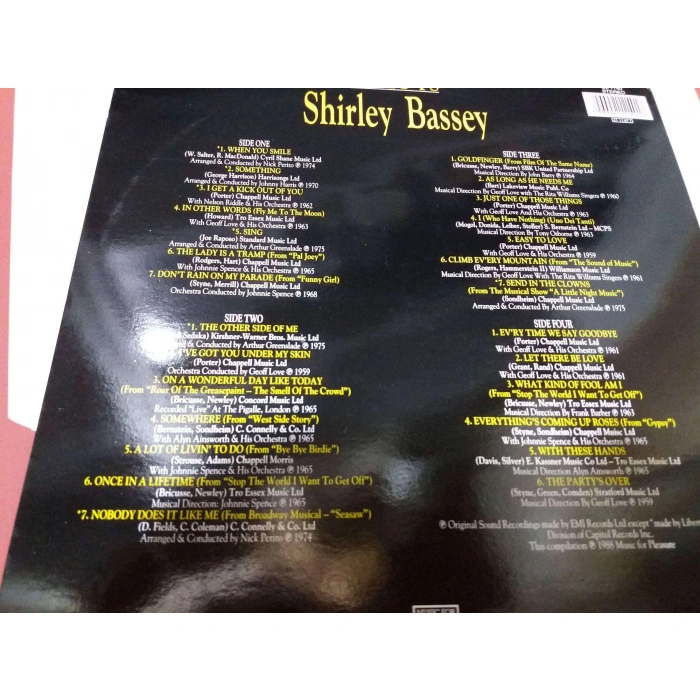 SHIRLEY BASSEY THIS IS  2 LP
