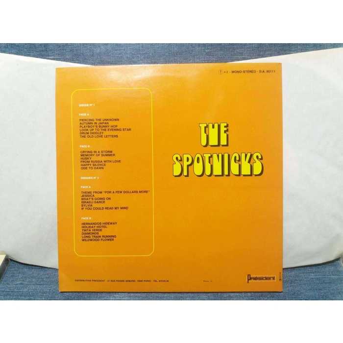 SPOTNICKS SOUND DOUBLE ALBUM    2 LP