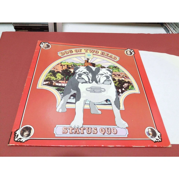 STATUS QUO DOG OF TWO HEAD