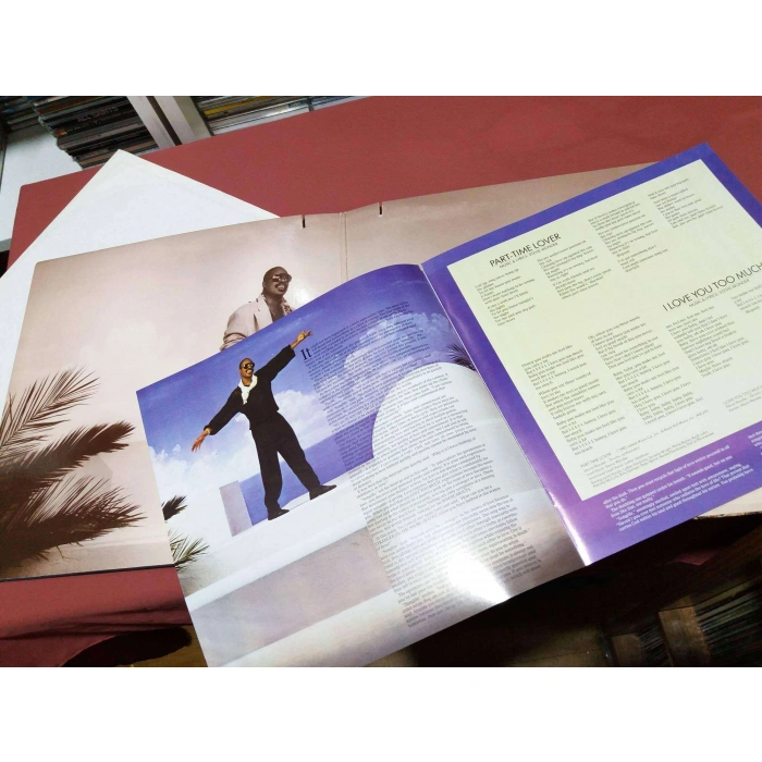 STEVIE WONDER IN SQUARE CIRCLE