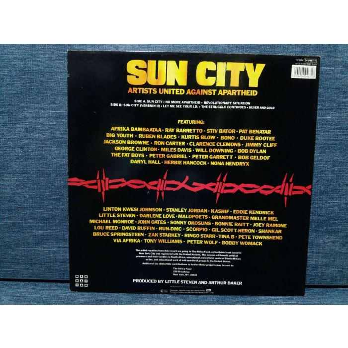 SUN CITY ARTIST UNITED MAXI LP