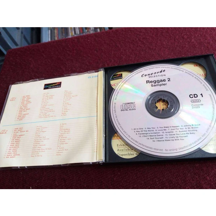 SUNSHINE REGGAE HITS   2 CD