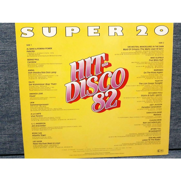 SUPER 20 DISCO HITS 82