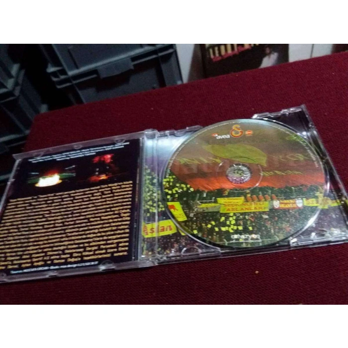 TEK BÜYÜK GALATASARAY