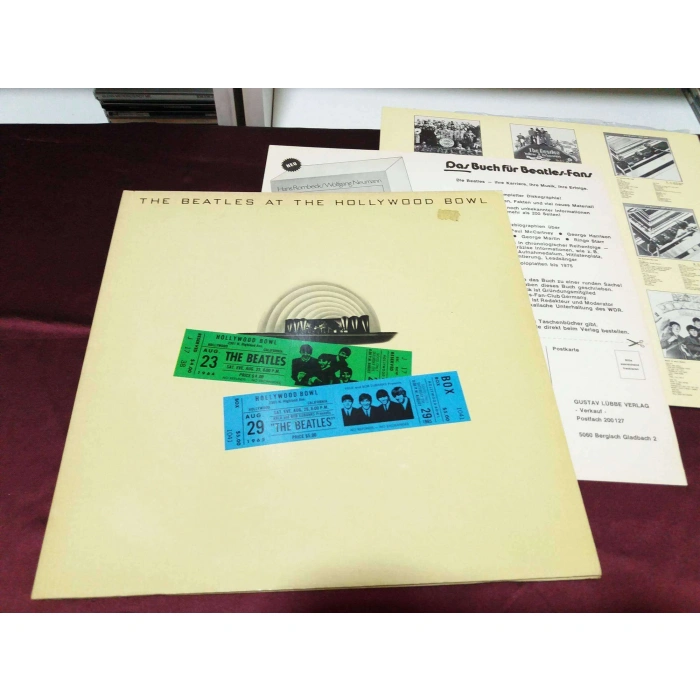 THE BEATLES AT TH EHOLLYWOOD BOWL