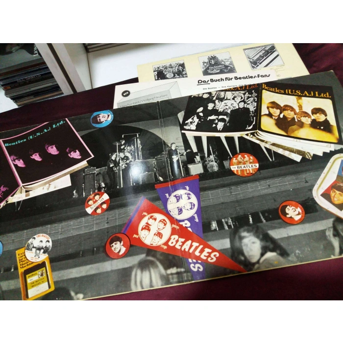 THE BEATLES AT TH EHOLLYWOOD BOWL