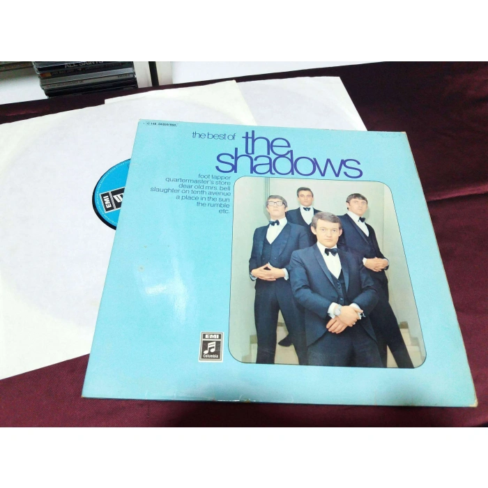 THE SHADOWS BEST OF    2 LP