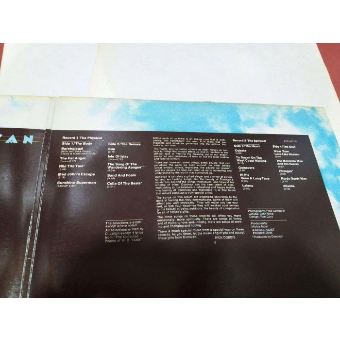 THE WORLD OF DONOVAN   2 LP