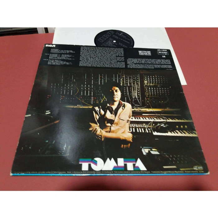 TOMITA PICRURES AT AN EXHIBITION