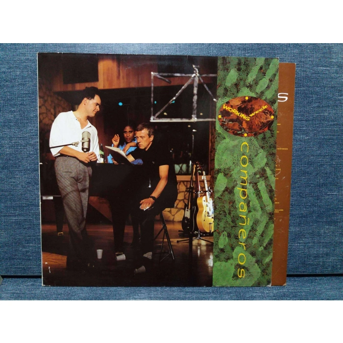 WORKING WEEK COMPANEROS