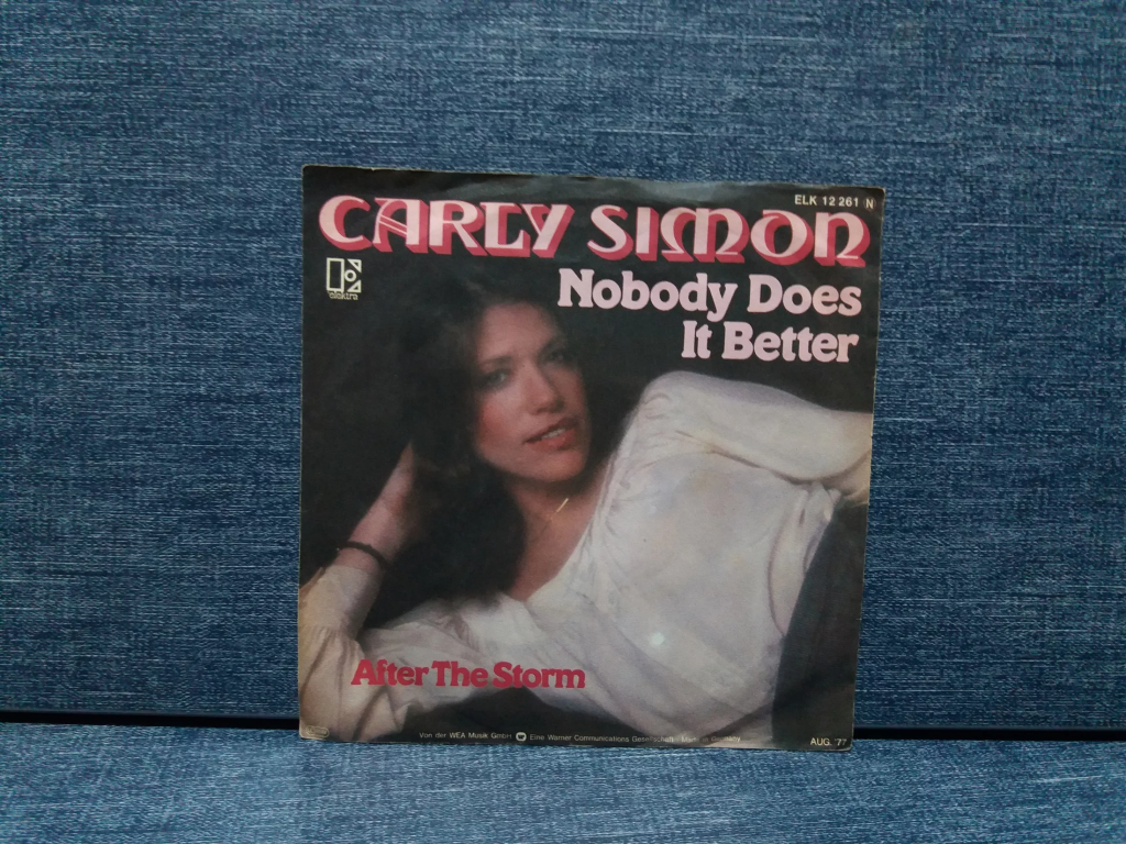 Carly Simon Nobody Does It Better