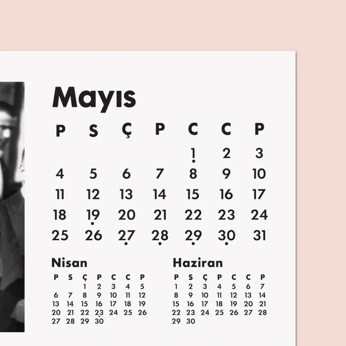 2026 Atatürk Masa Takvimi | Özel Siyah Fotoğraflı | Cumhuriyet Temalı Masaüstü Takvim