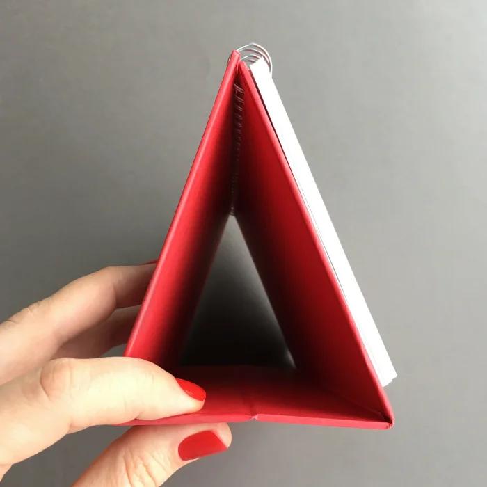 2026 Londra Masa Takvimi - Önceki ve Sonraki Ay Görünümlü Renkli İllüstrasyon Takvim | Big Ben, London Eye, Tower Bridge, River Thames Temalı