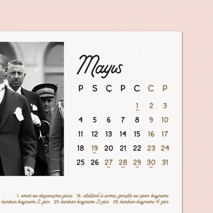 2027 Atatürk Masa Takvimi | Rustik Ahşap Tabanlı Masaüstü Takvimi